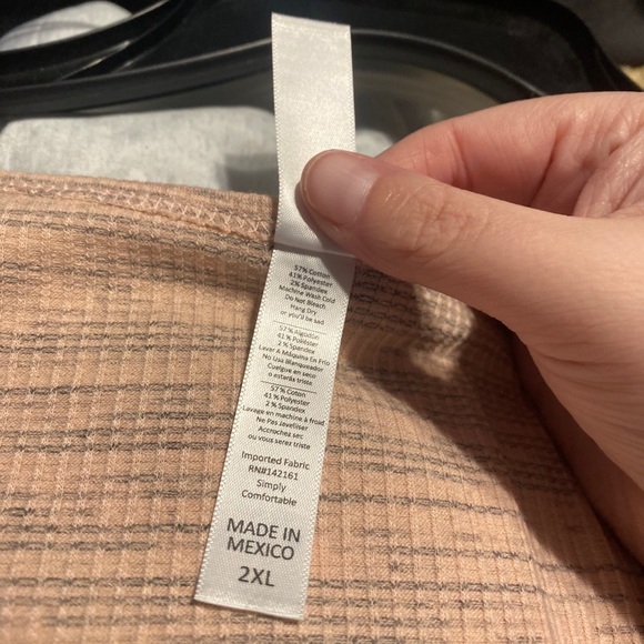 Lularoe - Picture 2 of 4